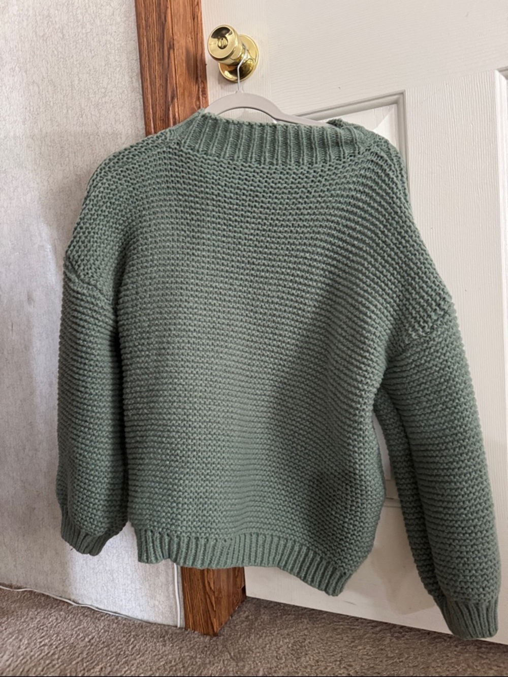 Cozy Chunky Knit Sweater - Sage Green